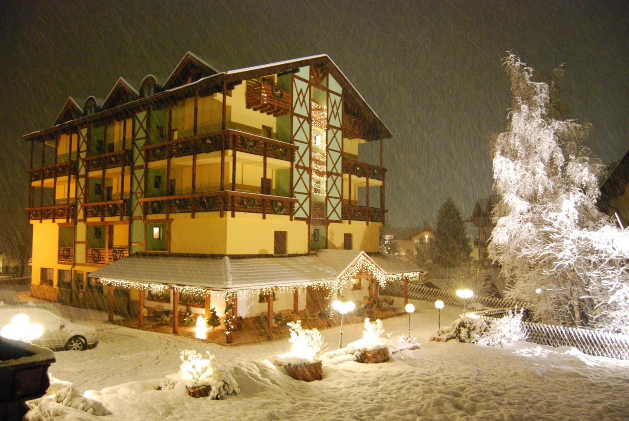 Hotel Dal Bon Andalo Esterno foto