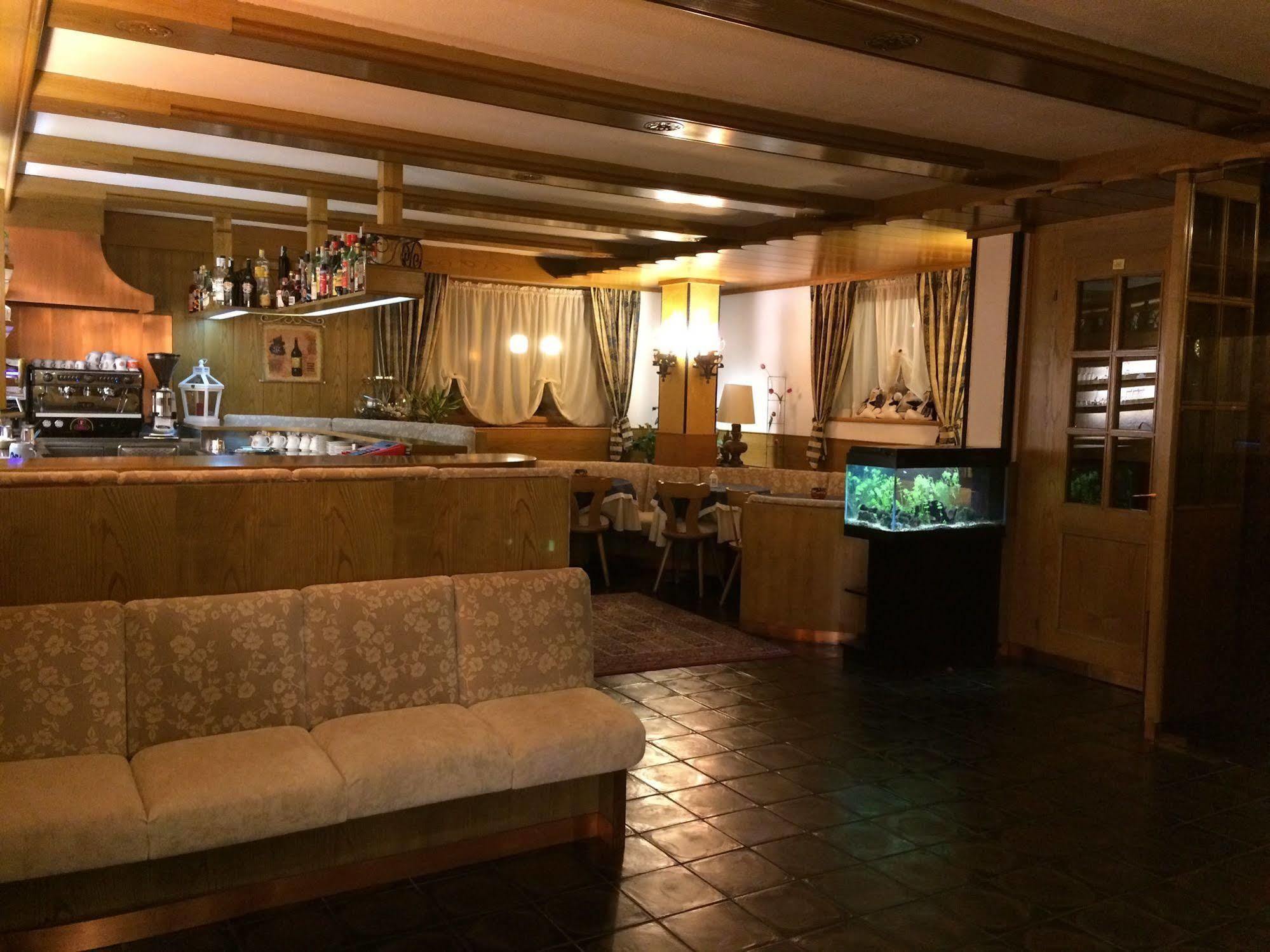 Hotel Dal Bon Andalo Esterno foto
